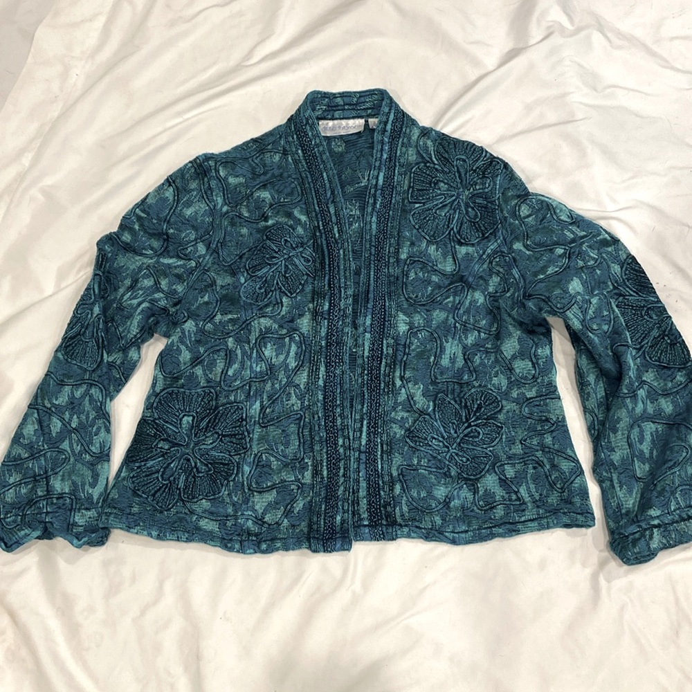 Bleu Bayou vintage boho glowing aqua blue embroidered kimono jacket